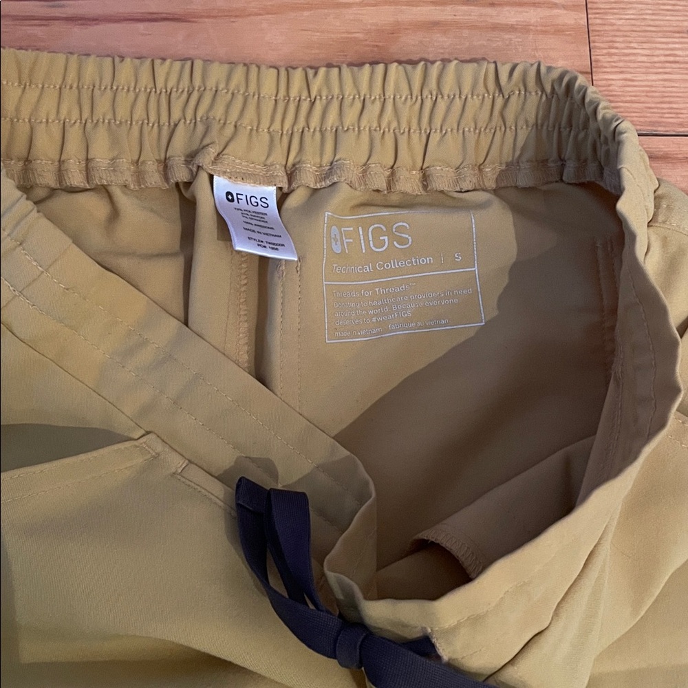 Figs Scrub Pants - Picture 2 of 7
